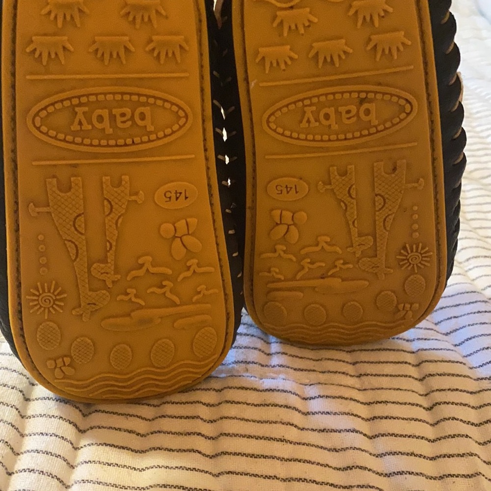 🐶 Leather velcro baby puppy shoes ! 🐶 - Picture 8 of 8